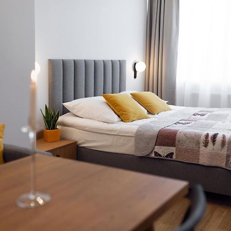 Apartamenty Familijne クドヴァ・ズドゥルイ エクステリア 写真