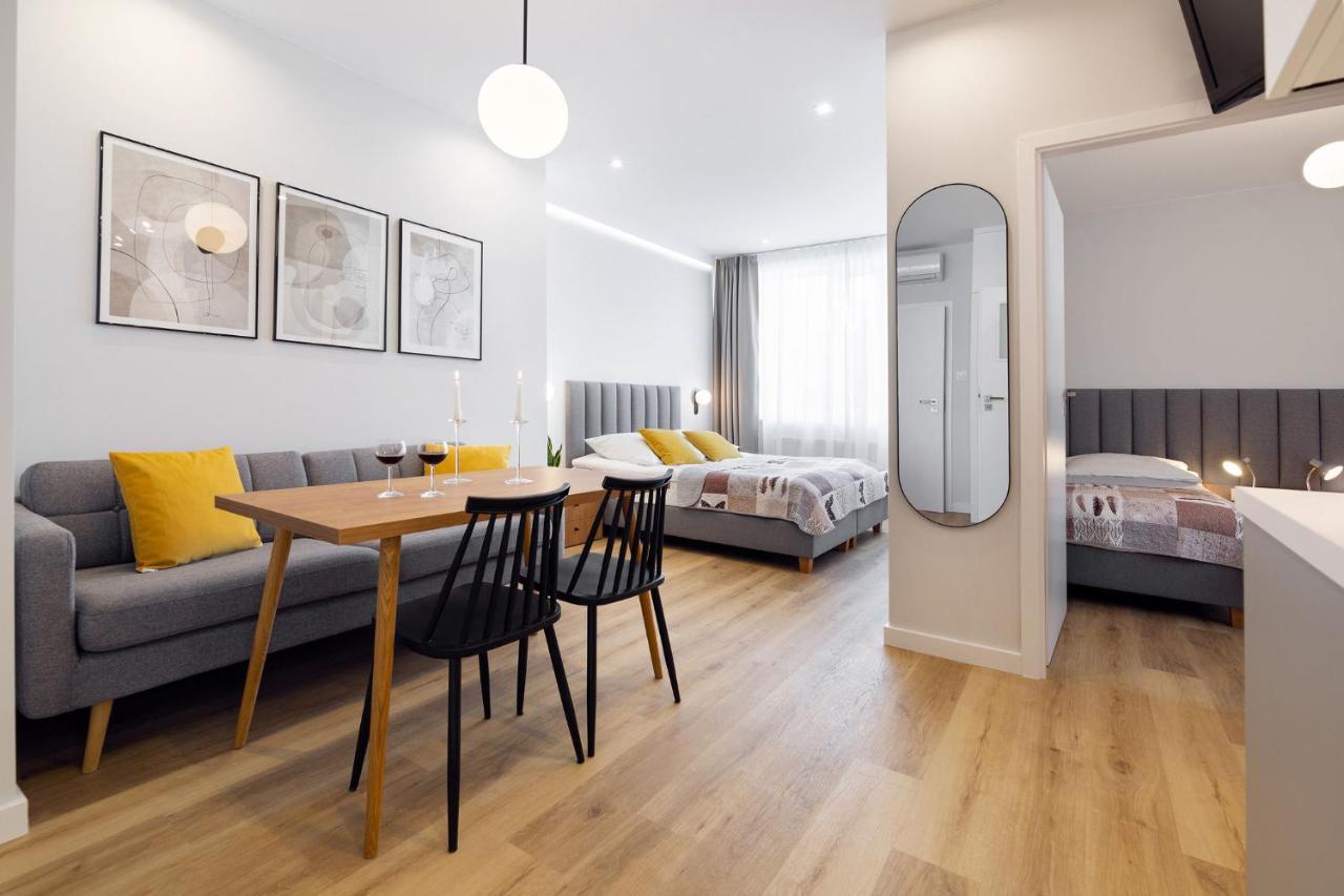 Apartamenty Familijne クドヴァ・ズドゥルイ エクステリア 写真